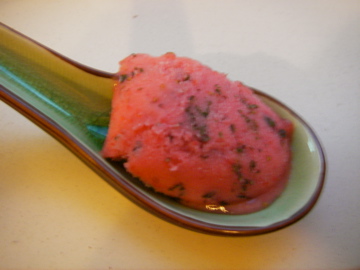 Strawberry Mint Frozen Yogurt